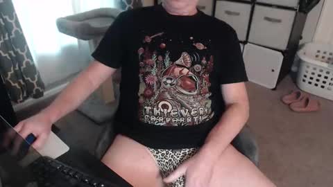 Jonathan online show from April 19, 3:02 pm