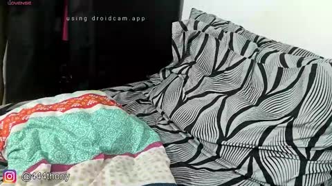 thonyxxx_ online show from February 9, 7:34 am