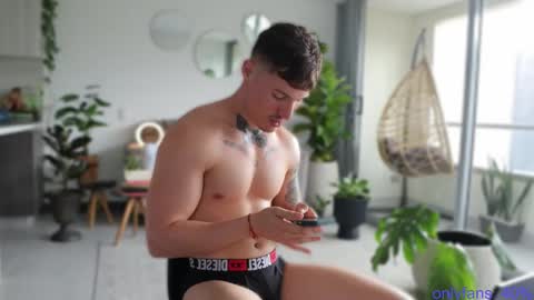 Sebastian online show from February 24, 7:30 pm