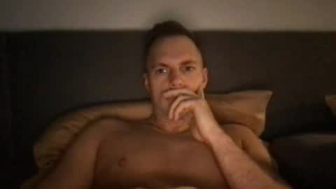 Snapshot of thorhh1991 chatting on October 24, 11:49 pm thorhh1991 online show from October 24, 11:49 pm