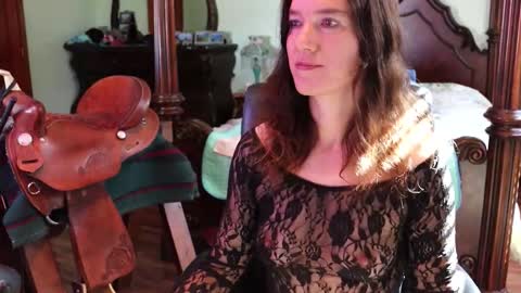 ThornburyRose online show from March 1, 8:13 pm