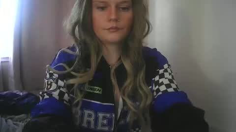 Thunderbabe online show from November 18, 10:24 pm