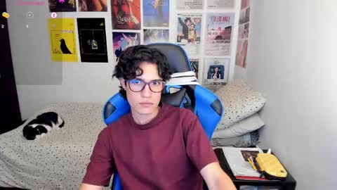 Danny online show from April 19, 11:51 pm