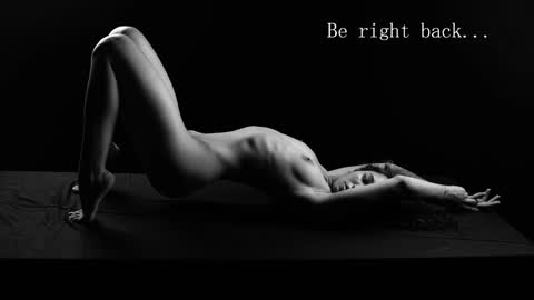 tia_j online show from December 5, 9:34 pm