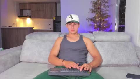 santiago online show from January 8, 12:27 am