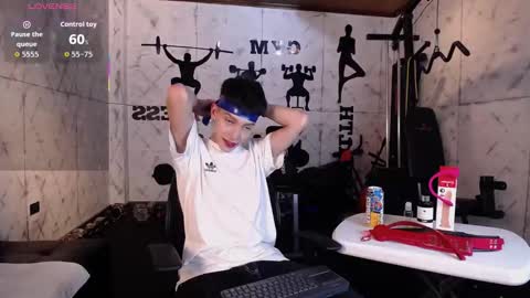 Tiam Muller online show from December 14, 4:08 am