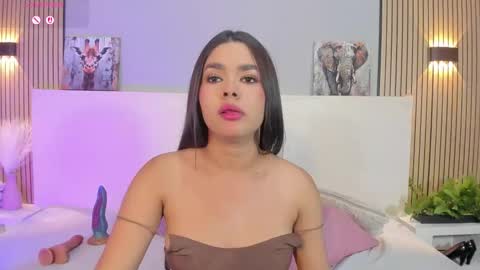 tianaglow4 online show from March 5, 4:16 pm