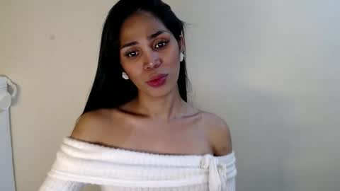 tiara online show from October 27, 10:43 pm