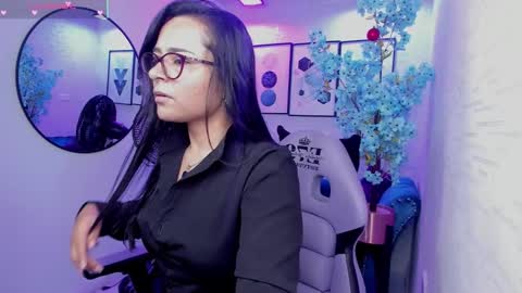 Tiara  online show from January 6, 3:43 am