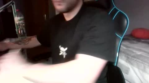 ticolet online show from April 13, 8:57 pm