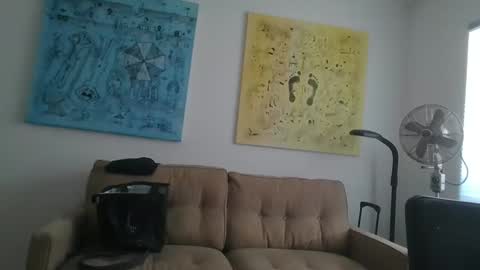 JustMe online show from February 9, 10:32 pm