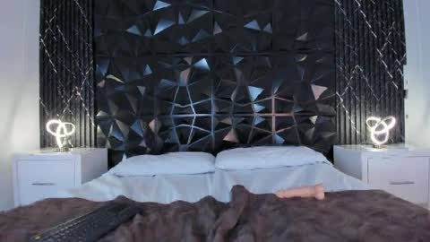 TIFF online show from April 8, 9:51 pm