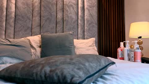 Tiff3 online show from March 19, 9:20 pm