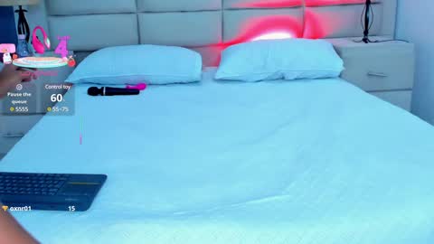 Snapshot of tifanytaylor1_ chatting on March 10, 8:50 am TIFF online show from March 10, 8:50 am