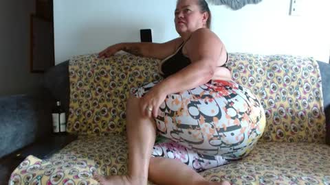 tiffany online show from April 7, 10:17 am