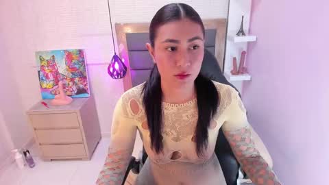 TIFFANY BELLO  online show from November 16, 2:35 am