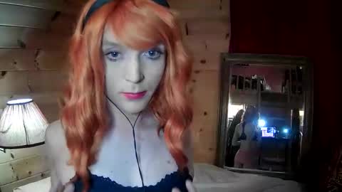 tiffanycase384727 online show from May 27, 4:31 am