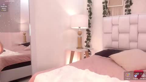 Snapshot of tiffanygh_ chatting on September 26, 7:33 pm  Tiffany  online show from September 26, 7:33 pm