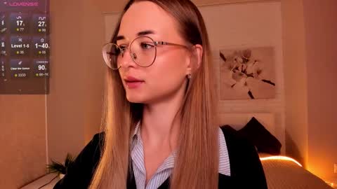 Tiffany online show from November 10, 1:14 pm