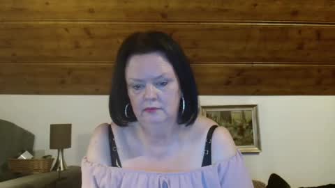 TiffanyMature online show from October 18, 9:41 pm