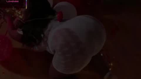 tifanny online show from February 4, 9:13 am