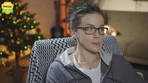 tiffanyriox online show from December 5, 12:54 am