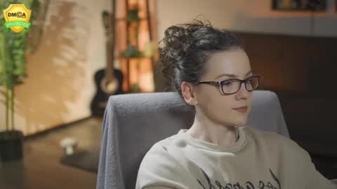 tiffanyriox online show from March 3, 12:50 am