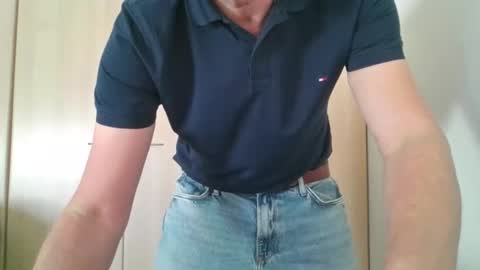 tigerjow941808 online show from November 17, 11:57 am