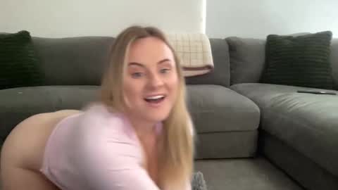 Lexi online show from May 15, 4:10 am