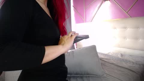 tiiny emilly online show from February 21, 9:29 pm