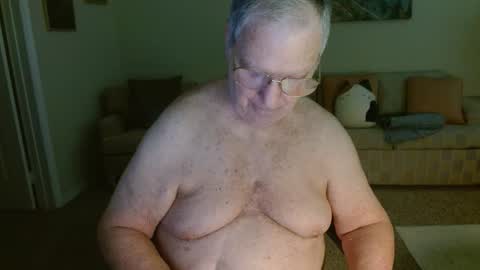 timealone120000 online show from March 31, 7:25 pm