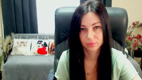 Luisa online show from May 25, 7:36 am