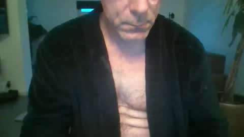 times20 online show from March 1, 6:17 am