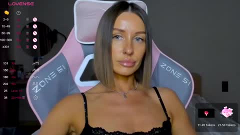 Tina online show from April 15, 10:40 am