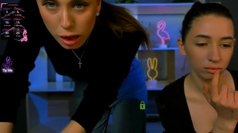 tina_golden online show from April 3, 1:51 pm