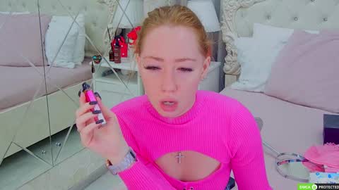 Snapshot of tinabrook chatting on October 14, 3:31 am Tina online show from October 14, 3:31 am