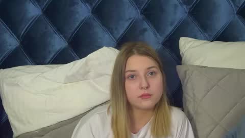 TinaBurton online show from May 13, 6:17 pm