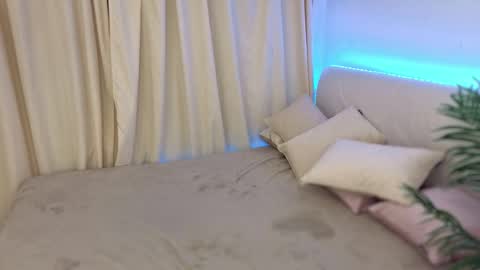 TinaMelt online show from November 10, 3:20 am