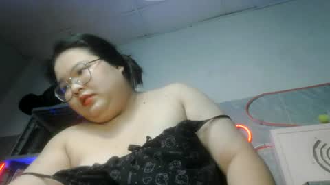 tini_bei online show from June 16, 3:38 pm
