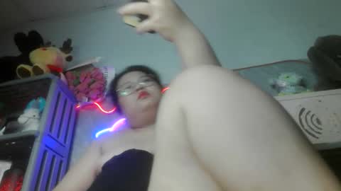 tini_bei online show from May 7, 4:24 pm