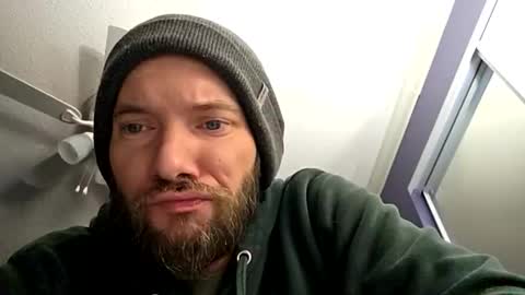 tinyguynicecock online show from April 3, 8:54 am