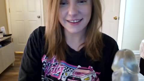 tinywithtiddies online show from April 11, 4:28 am