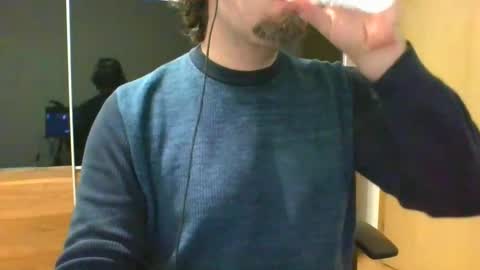 Tirolerboy27 online show from December 2, 10:03 am