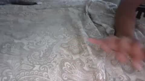 tj526316275 online show from December 8, 7:00 pm