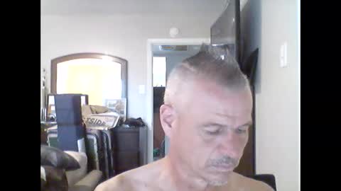 Snapshot of tnash24 chatting on September 15, 10:33 pm tx46m online show from September 15, 10:33 pm