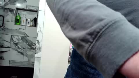 tntoymaker online show from November 9, 4:54 pm