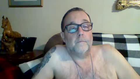 Snapshot of tnvols1968 chatting on February 26, 11:41 pm Vols online show from February 26, 11:41 pm