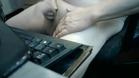 tobias780608 online show from June 10, 5:01 pm