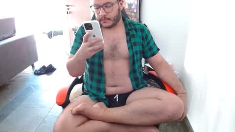 Snapshot of tobias_dimarte chatting on September 16, 6:44 pm tobias_dimarte online show from September 16, 6:44 pm