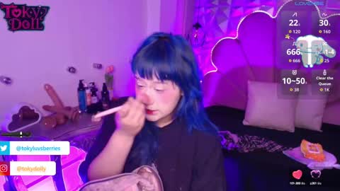 Snapshot of toky_doll chatting on September 17, 8:12 pm toky online show from September 17, 8:12 pm